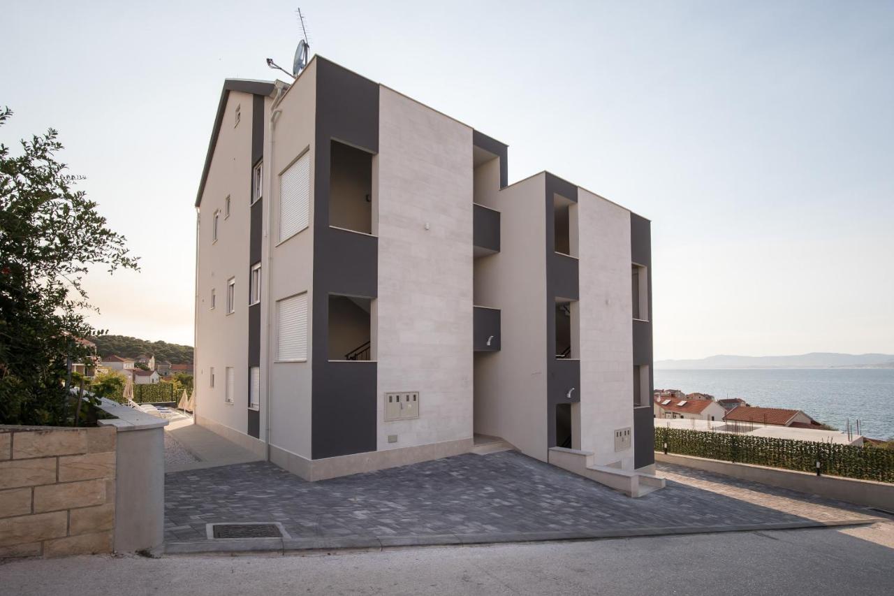 Apartments Blueview Postira Exterior photo